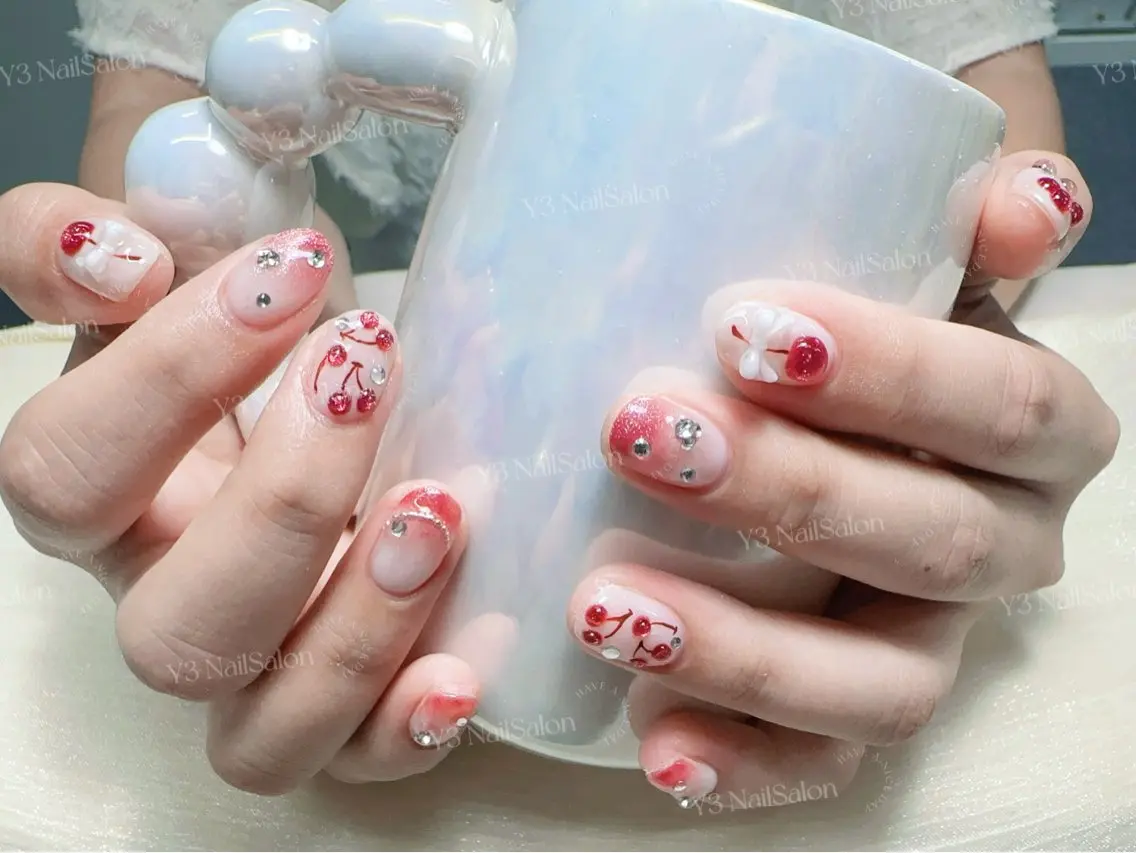 ネイル アートネイル ガーリー グラデーション 韓国ネイル マグネットネイル ハンドネイル Y3 NailSalonのネイルデザイン