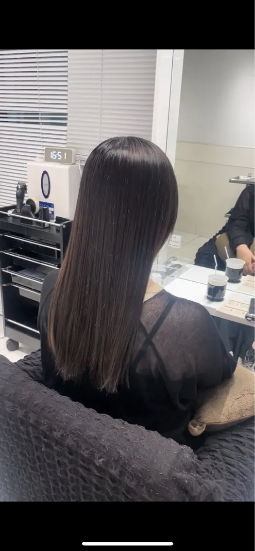 ロング カラー yuzuna ハイトーン 天神のヘアスタイル