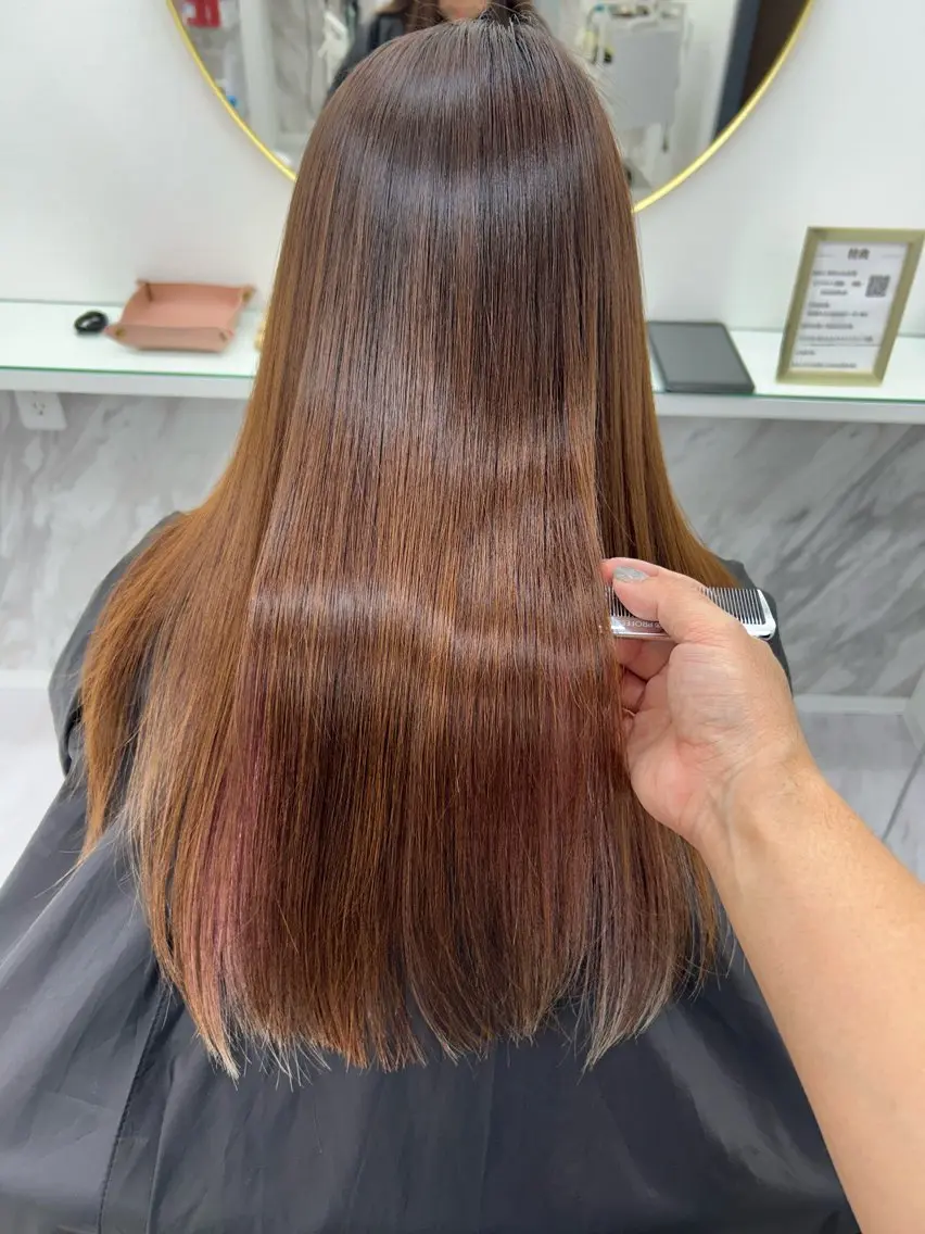 ロング 神 甚八のヘアスタイル