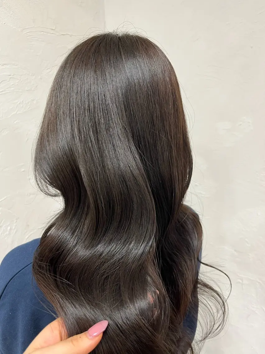 ロング カラー ヘアカラー トリートメント SiLO / maoのヘアスタイル