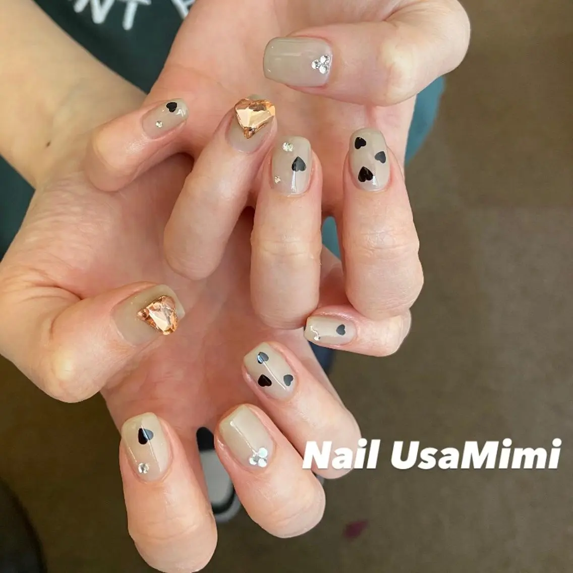 ネイル フットネイル ジェルネイル マグネットネイル 持ち込み ニュアンスネイル 本町ネイルNail UsaMimiのネイルデザイン