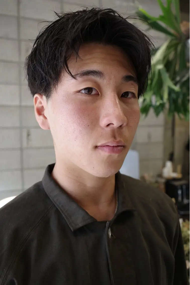 ショート カット 西宮北口メンズパーマ 鮫島竜海のヘアスタイル