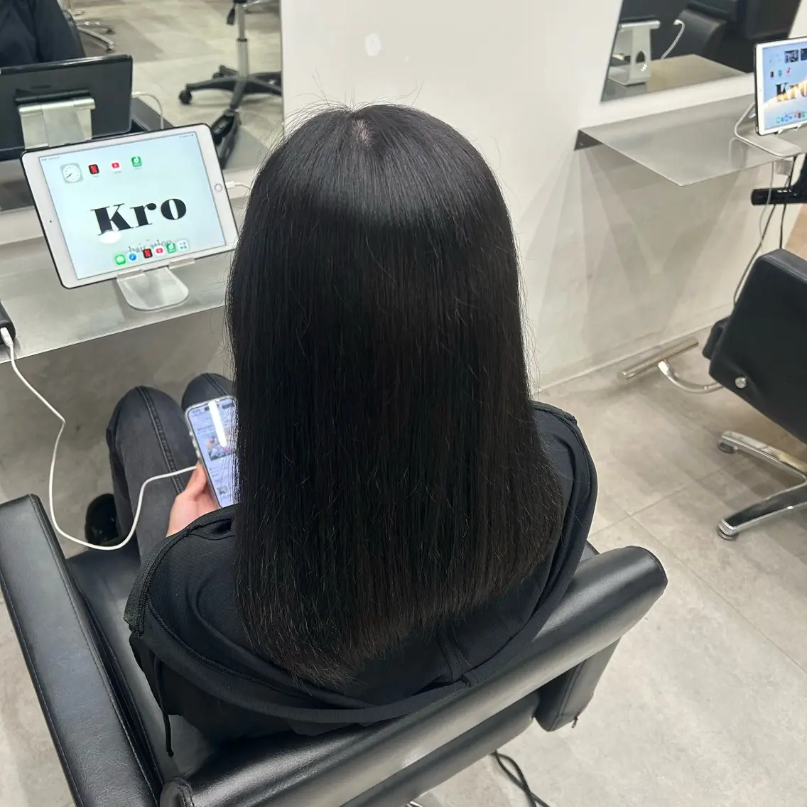 ミディアム ヘアカラー AKANE✩.*˚ Kroのヘアスタイル