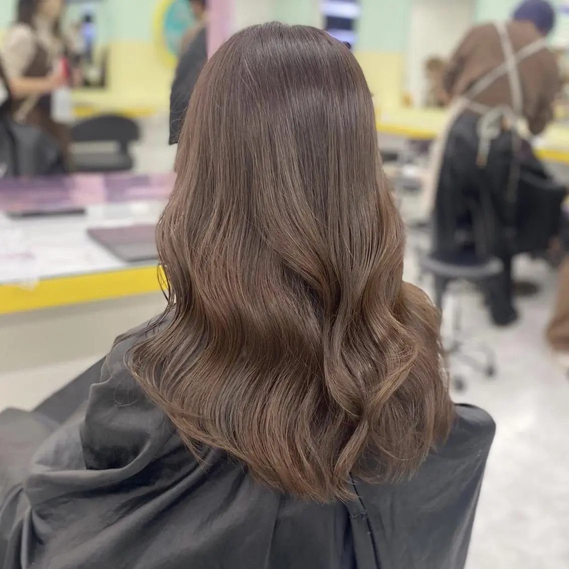 カラー ヘアカラー ミルクティー・透明感 🏹REN🏹のヘアスタイル