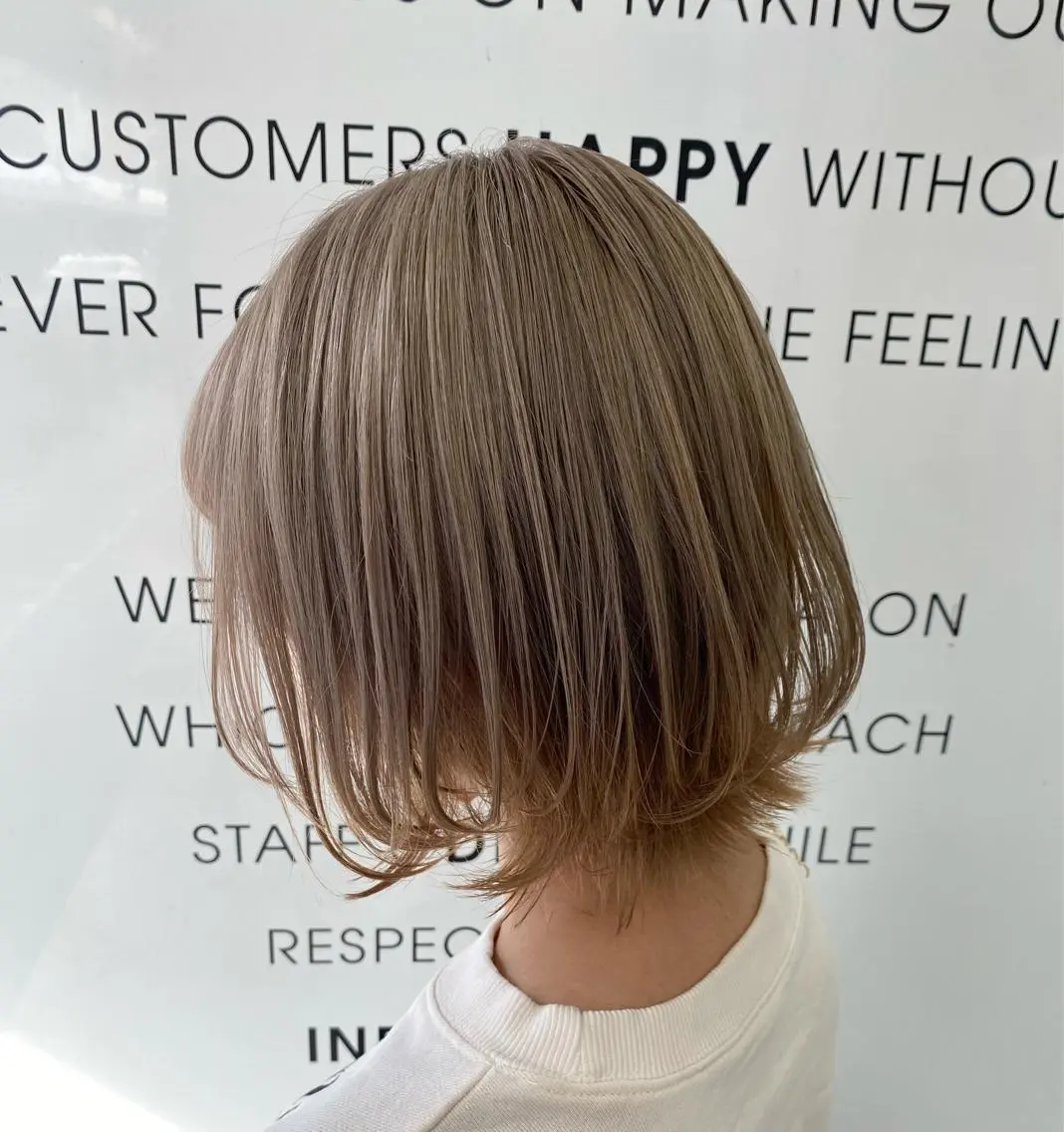 ショート カラー 美容室 HAKUAのヘアスタイル