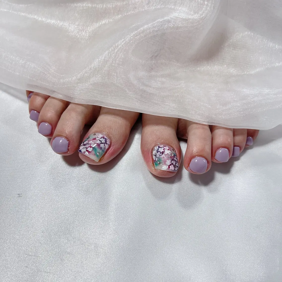 ネイル ジェルネイル 韓国ネイル ラメ(グリッター) マグネットネイル ミラーネイル ハンドネイル nail salon Rewardのネイルデザイン