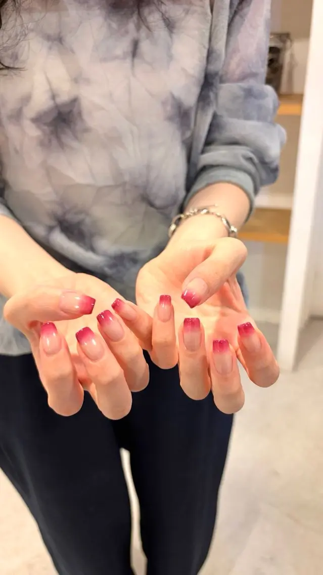 ネイル グラデーション ピンク ハンドネイル ハンドケア Hi,nail minaのネイルデザイン