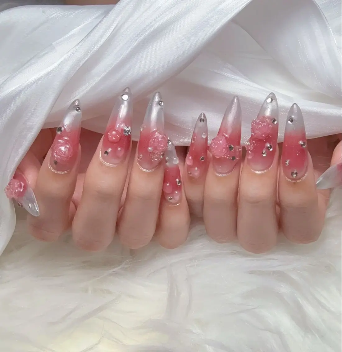 ネイル W·nail salonのネイルデザイン