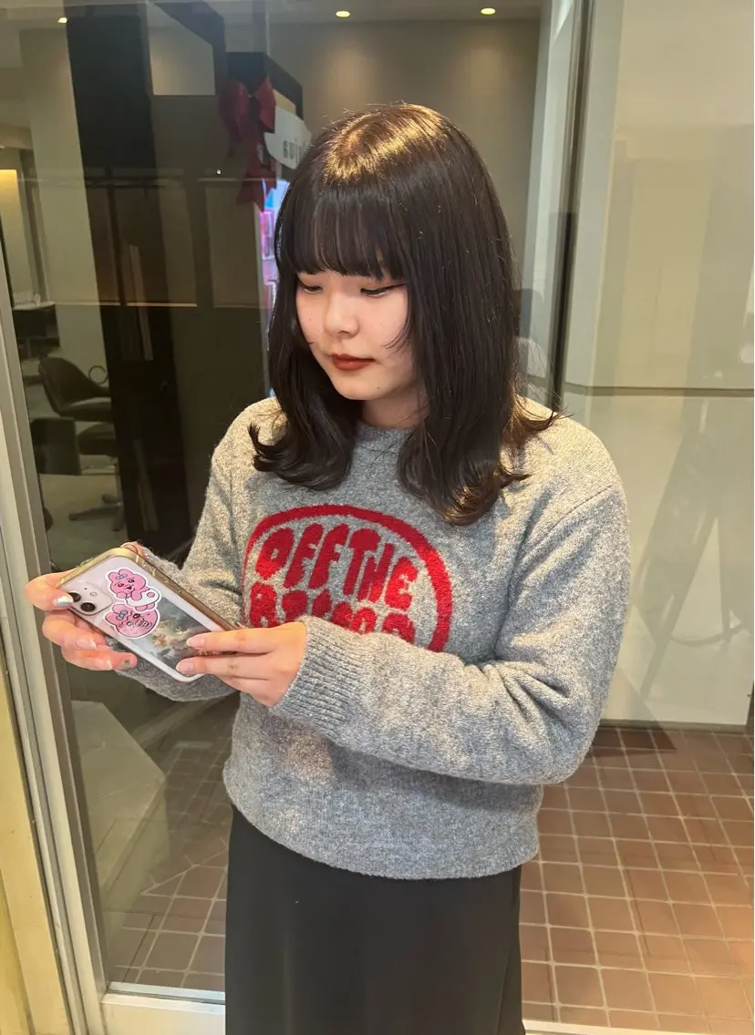 セミロング カラー グレージュ レイヤーカット ヘアカラー ヘッドスパ 田中 月菜/副店長のヘアスタイル