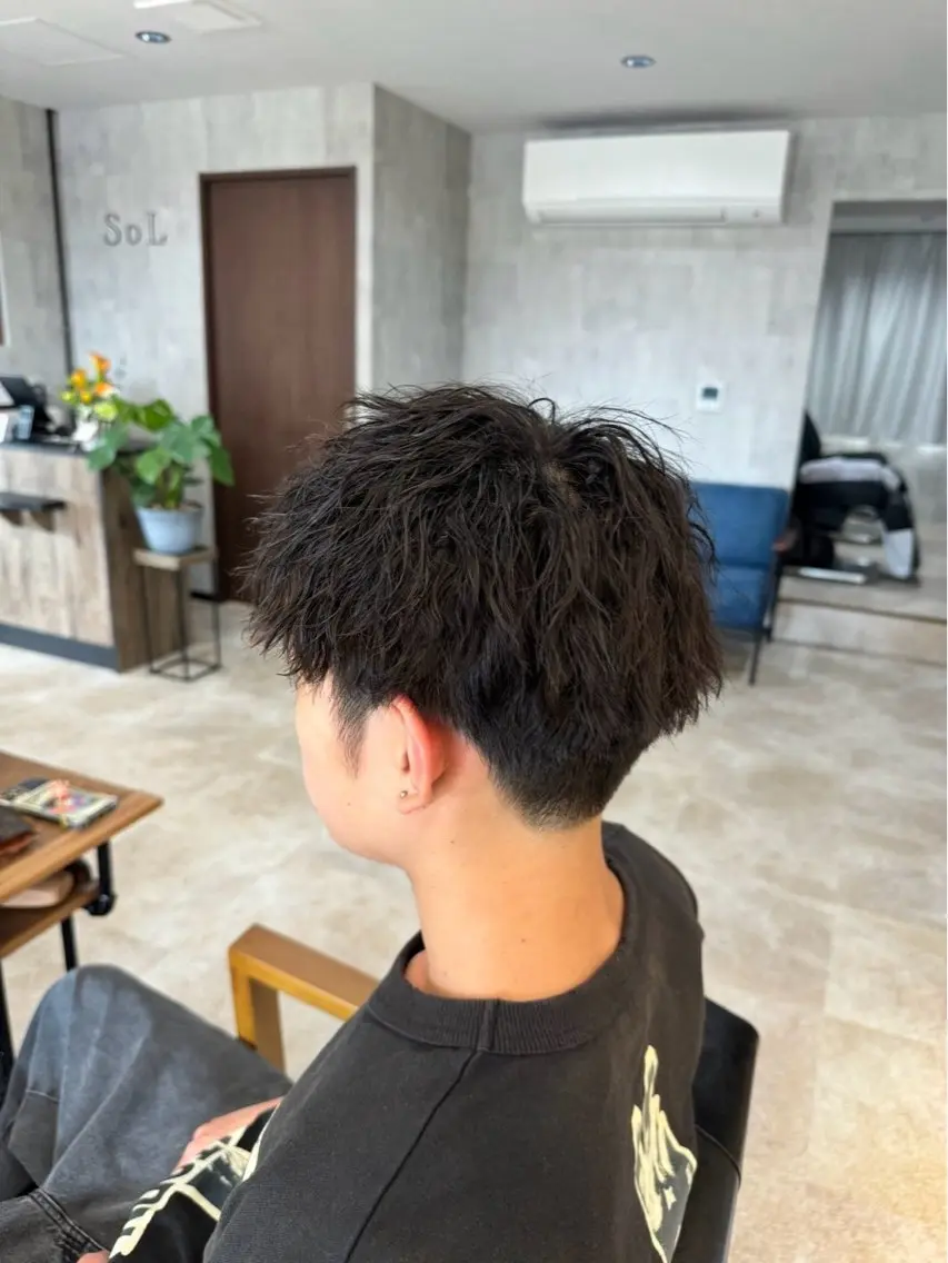🧑‍🦱毎日使える🌈男性限定パーマです👨🏻(カット込み)12000円→9900円の写真