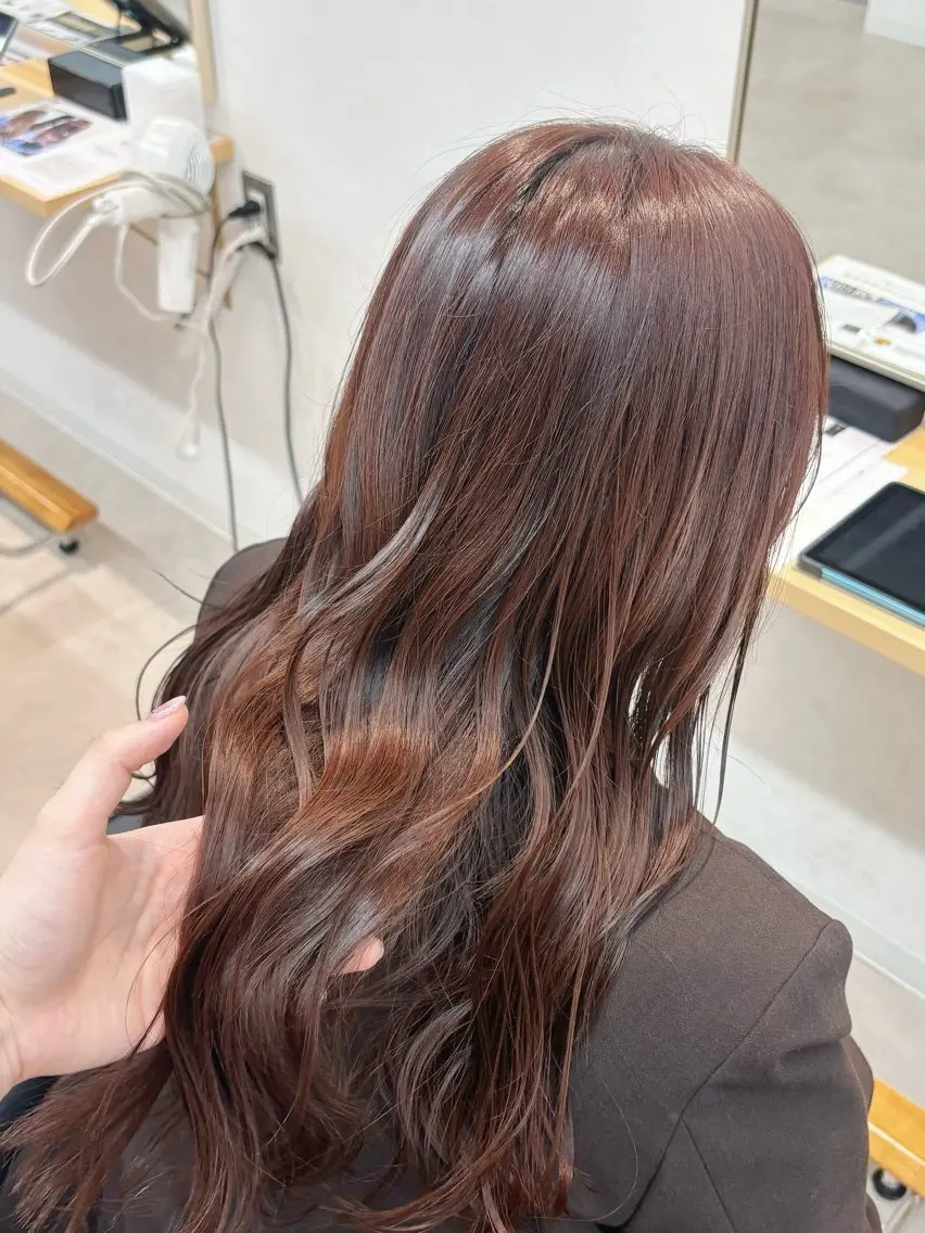 セミロング カット ヘアカラー 🫧透明感/レイヤー /縮毛矯正/うみ🌟のヘアスタイル