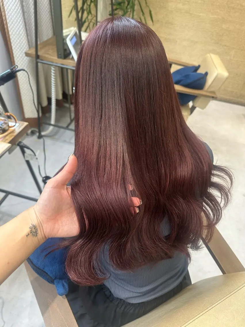 ロング カラー カット ヘアカラー トリートメント ICHIKA/暖色 カラー / Wカラーのヘアスタイル