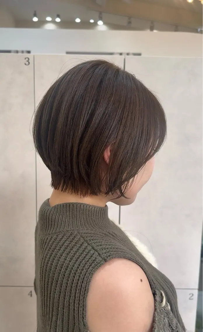 ショート カット .*・゚natsu ボブ・レイヤーカットのヘアスタイル