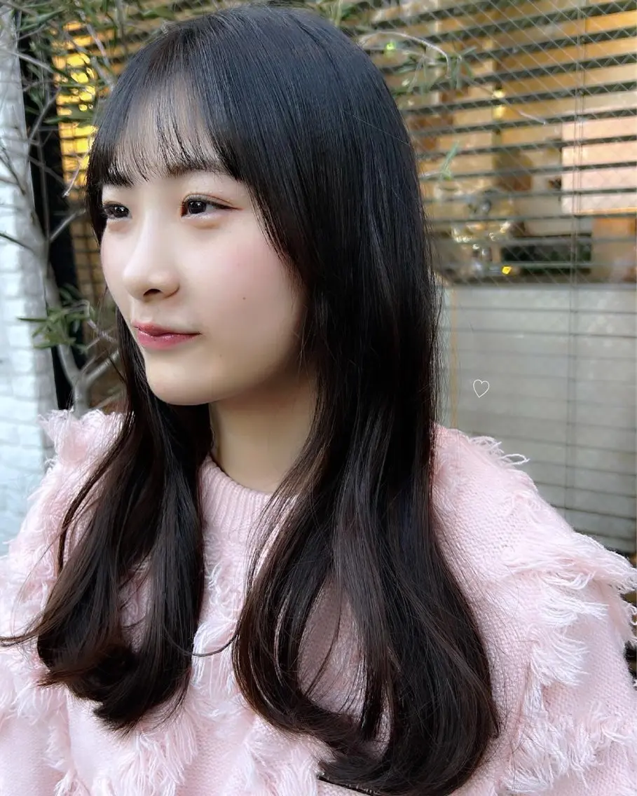 ロング 顔周りカット シースルーバング 小顔カット 🤍FLEAR 白濱 かえで🎀.⋆のヘアスタイル