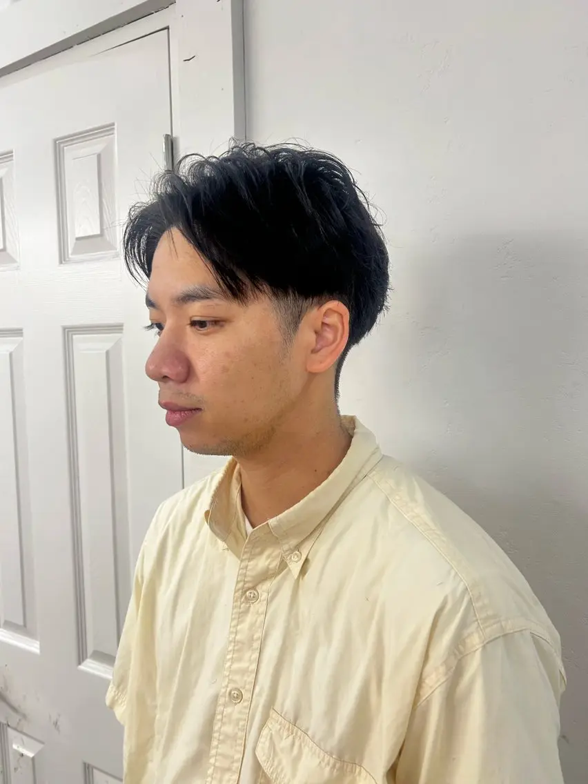 パーマ メンズ ナチュラル大人っぽい スタイル　MAORIのヘアスタイル