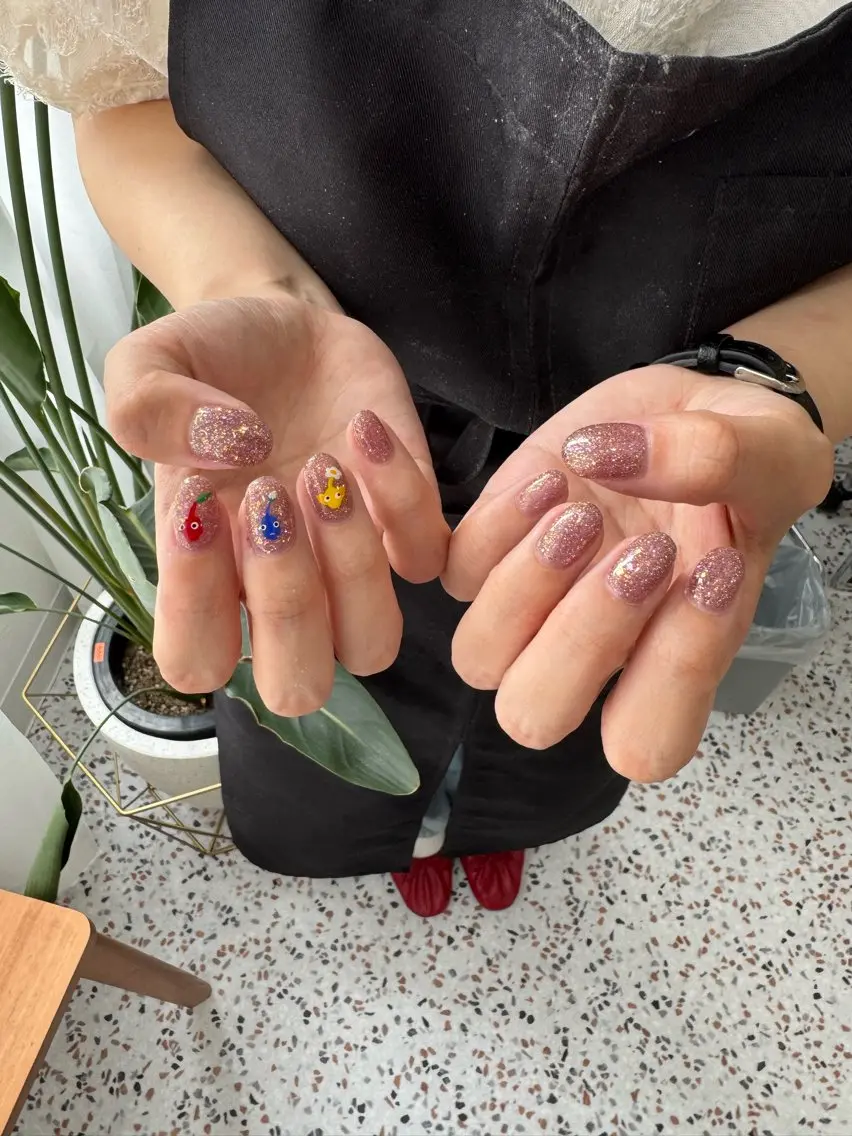 ネイル ハンドネイル 小松 千冬のネイルデザイン