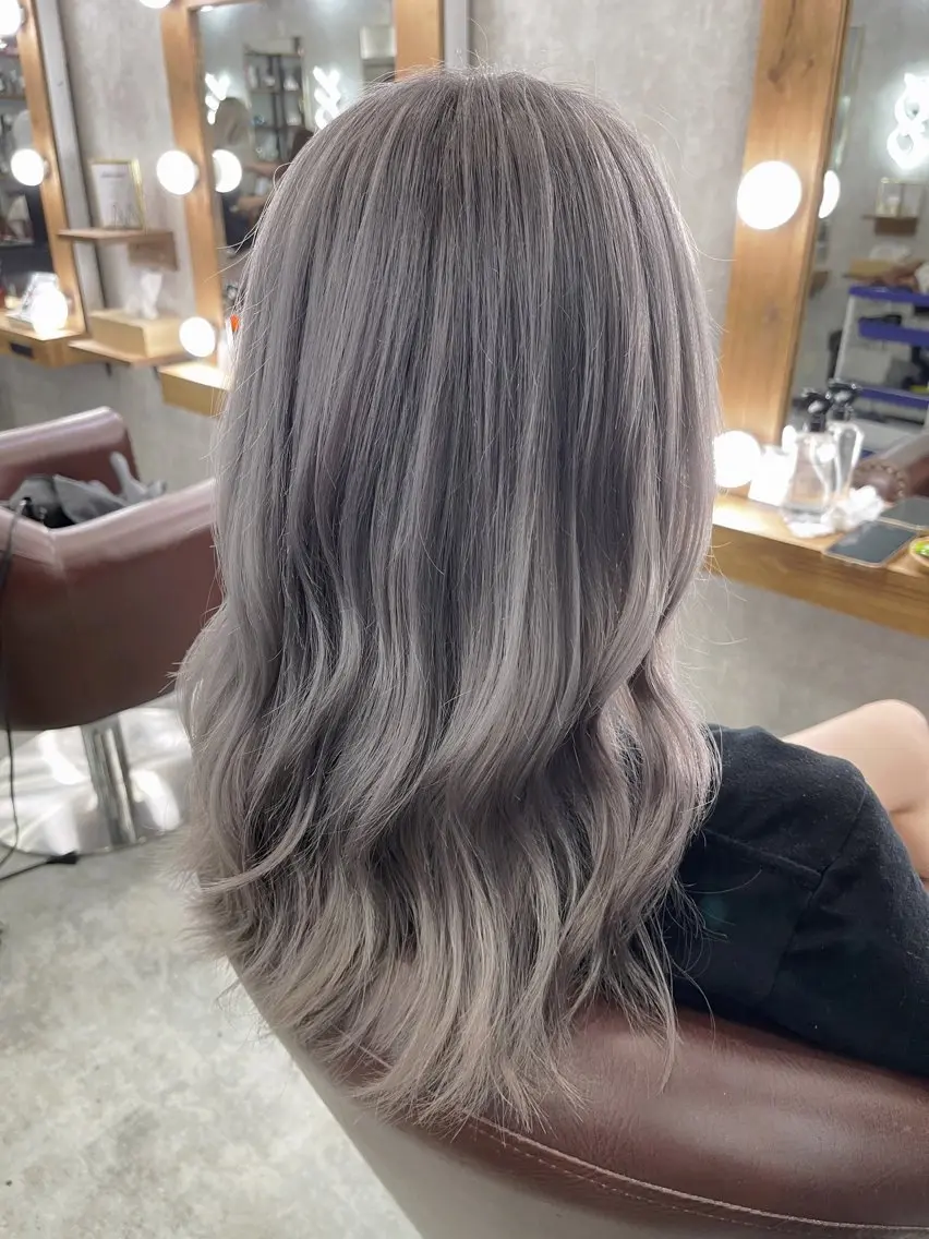 カラー カット ヘアカラー エクステ 🫧あ お🫧 心斎橋のヘアスタイル