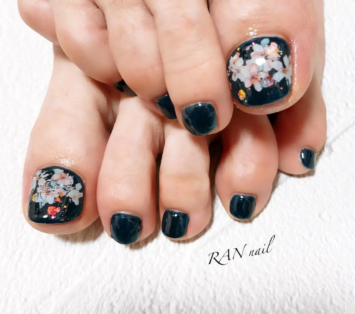 ネイル 桜ネイル フットネイル オフィスネイル 春ネイル 冬ネイル ハンドネイル フットネイル RAN nailのネイルデザイン
