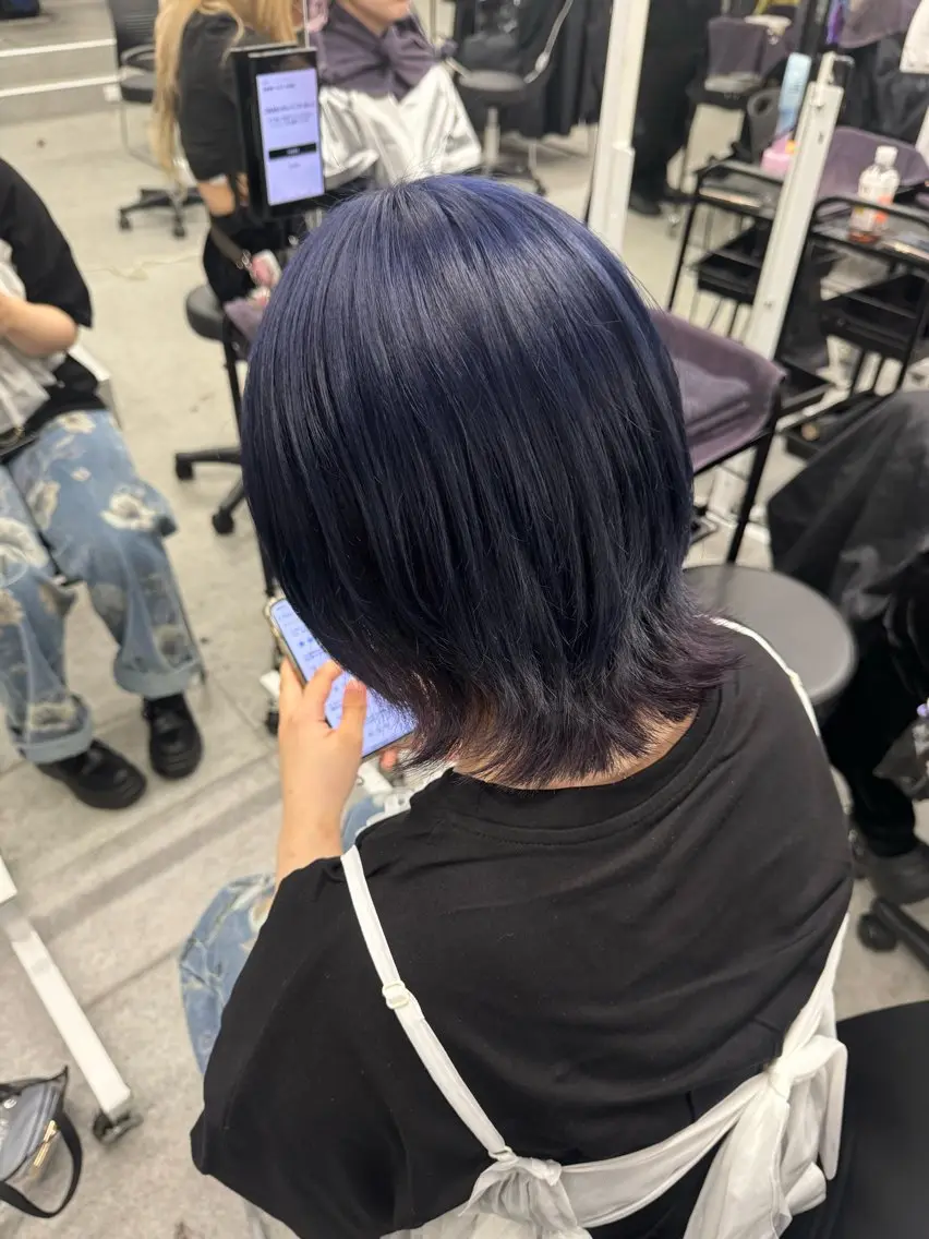 ショート ヘアカラー トリートメント 🥀レイヤー×ハイト ーントレンドヘア🥀のヘアスタイル