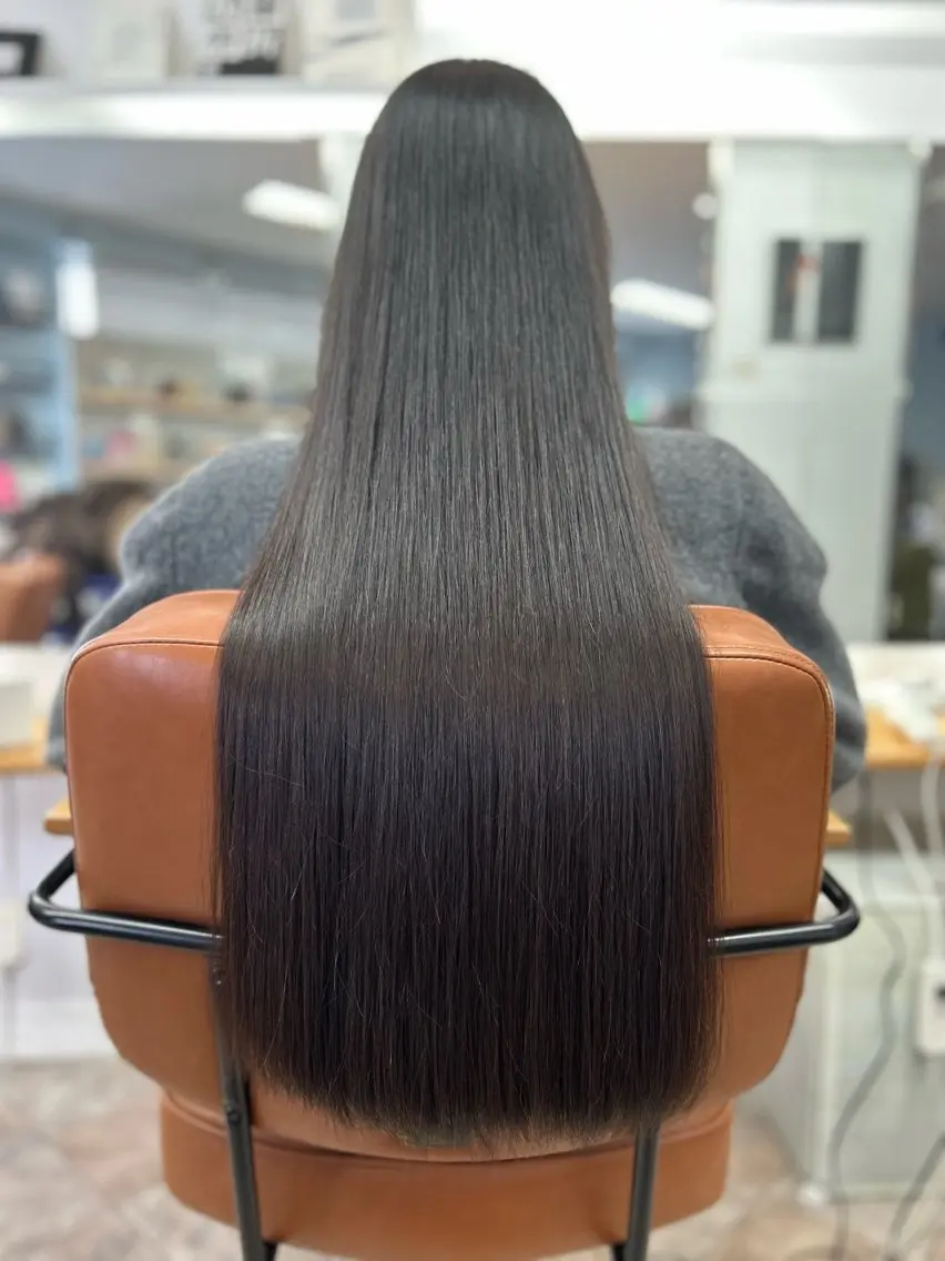 ロング 一條 乃亜のヘアスタイル