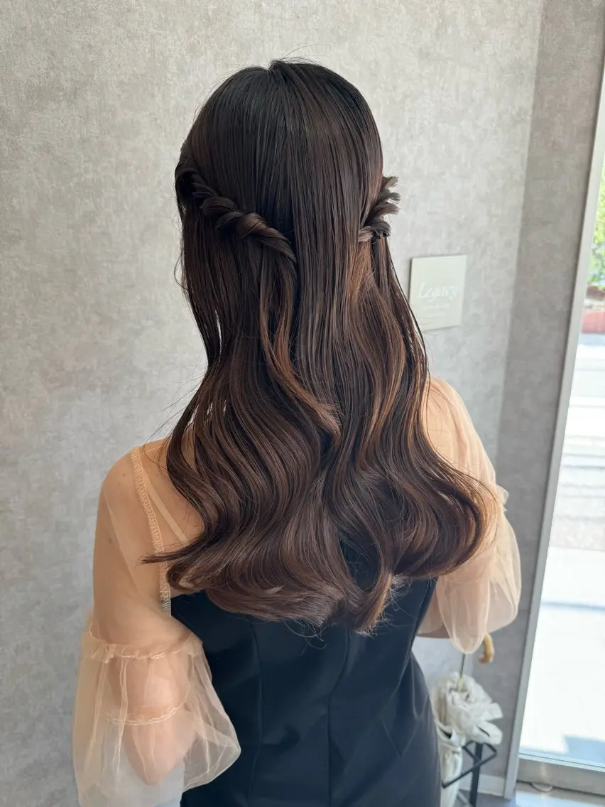 ヘアアレンジ Rio/ヘアセット/ ハイトーンカラーのヘアスタイル