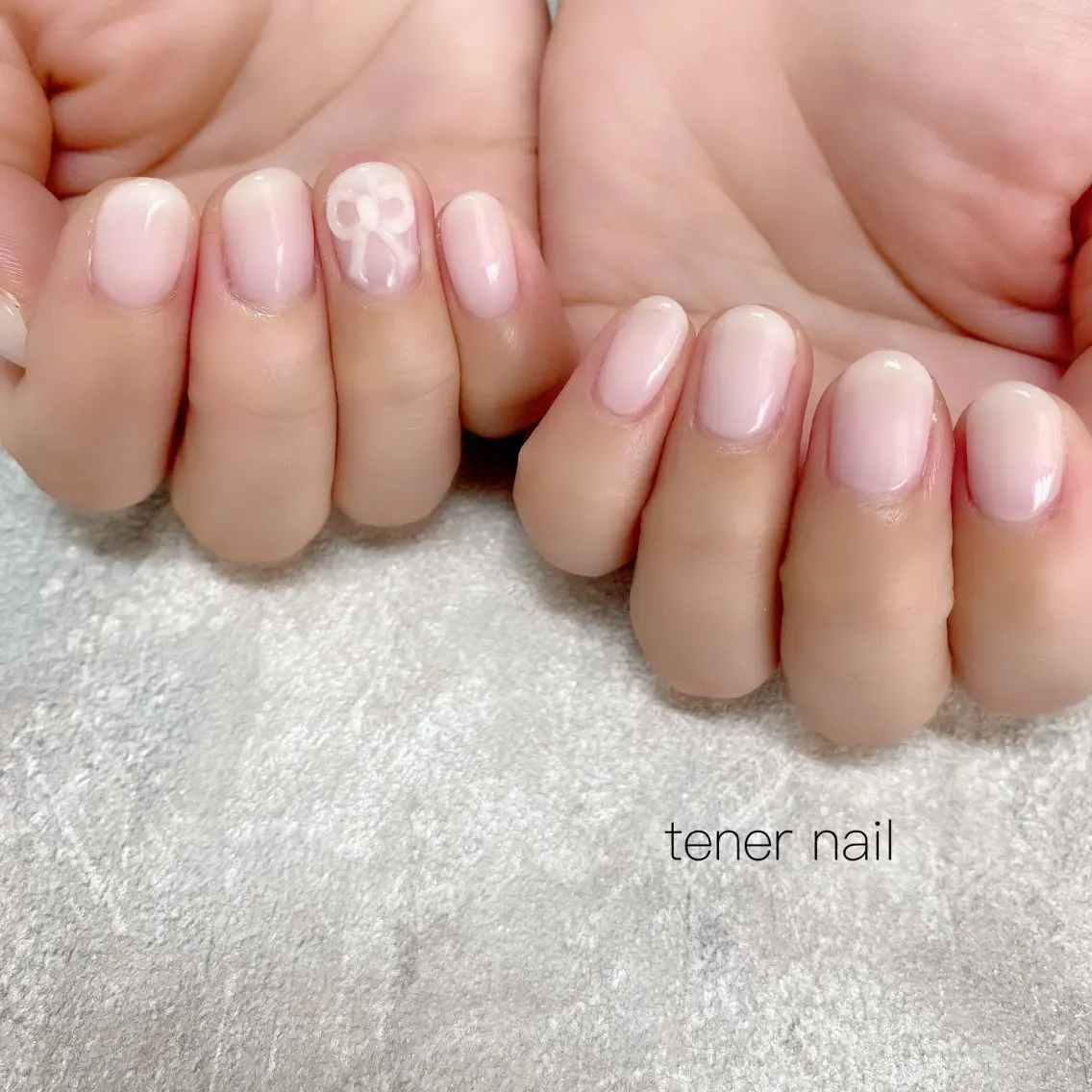 ネイル ぷっくりネイル リボン ホワイト ハンドネイル テネルネイル tener nailのネイルデザイン