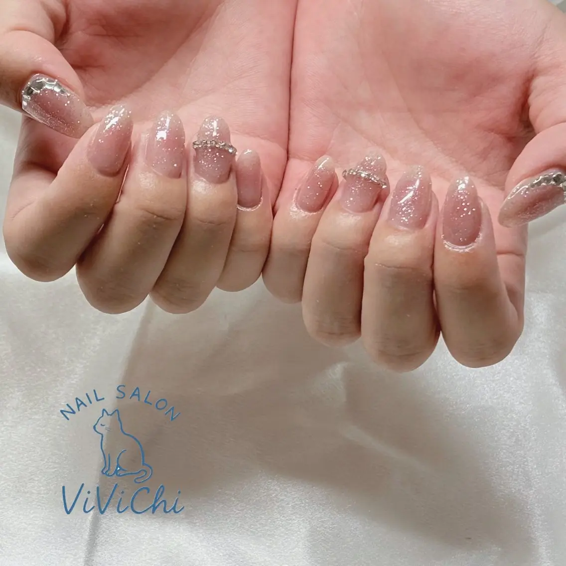 ネイル ハンドネイル ViViChi 梨帆のネイルデザイン