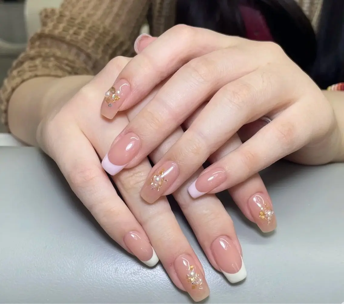 ネイル 里奈 Nailのマツエク・マツパデザイン