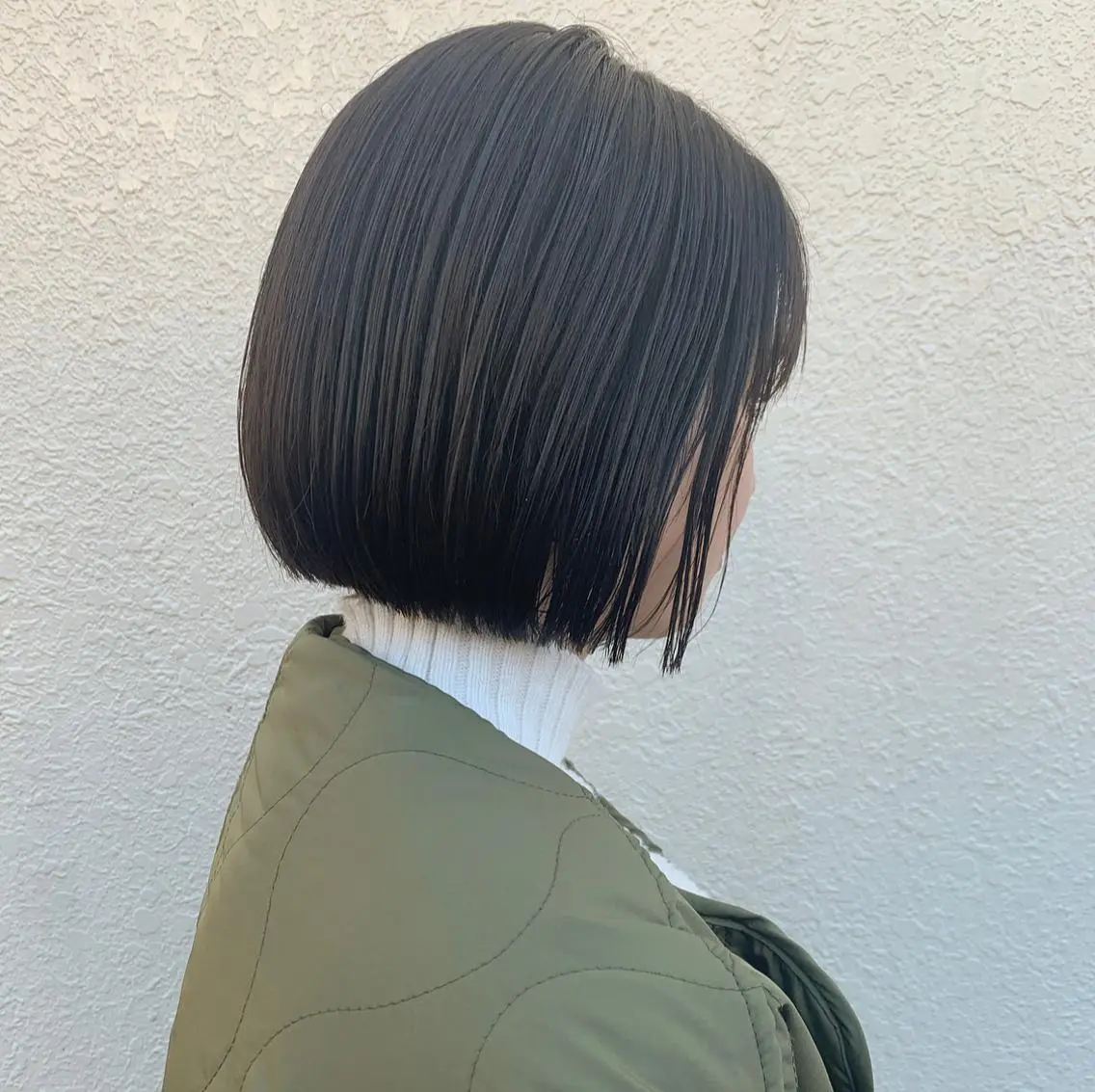 ショート カラー ボブ iLi 《イリ》のヘアスタイル