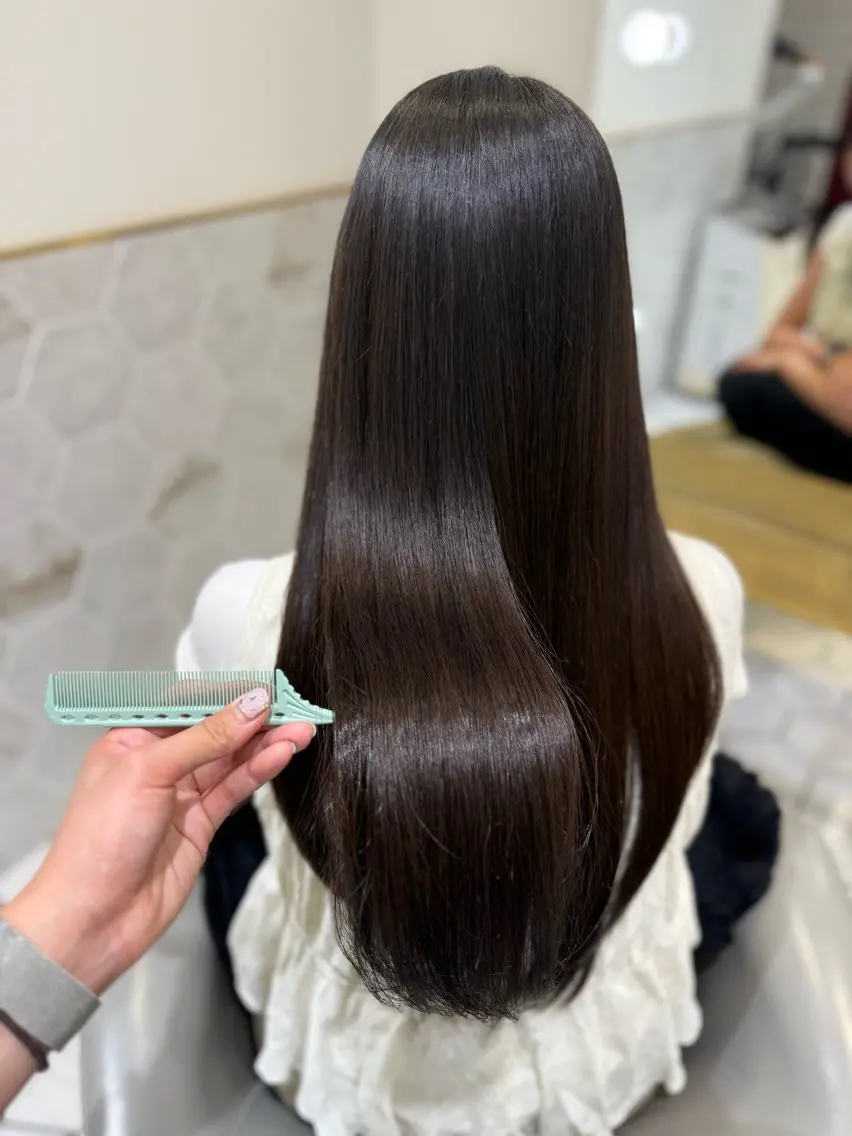 ロング トリートメント ヘアカラー トリートメント 𝐘𝐮𝐢 🤎 costesのヘアスタイル