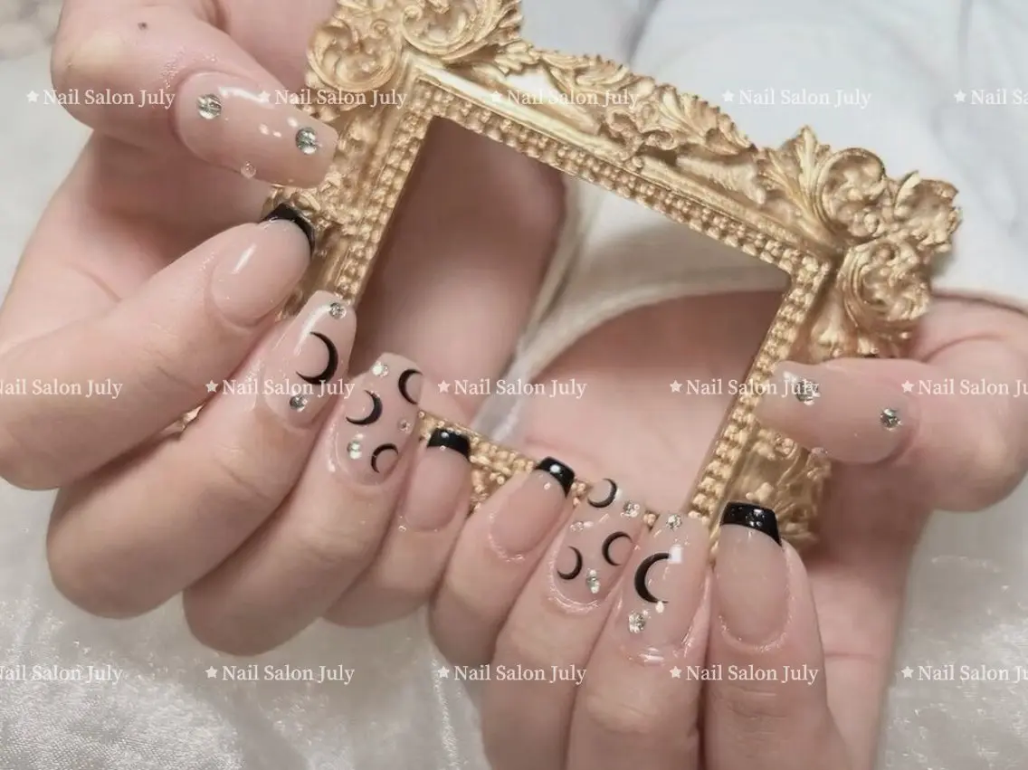 ネイル アートネイル オーロラネイル ジェルネイル ガーリー キラキラネイル July モモのネイルデザイン