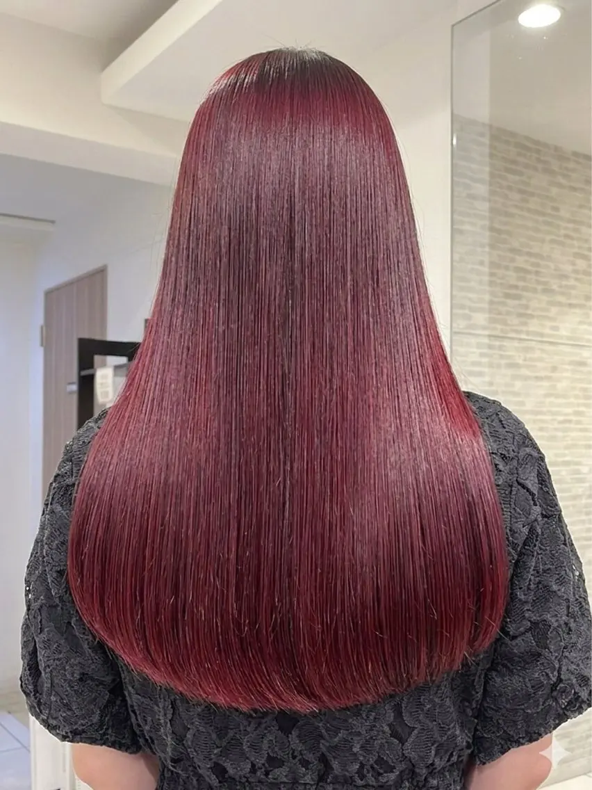 ロング カラー イルミナカラー レッドカラー 透明感【カラー支持率 No.1】リノ🪐のヘアスタイル