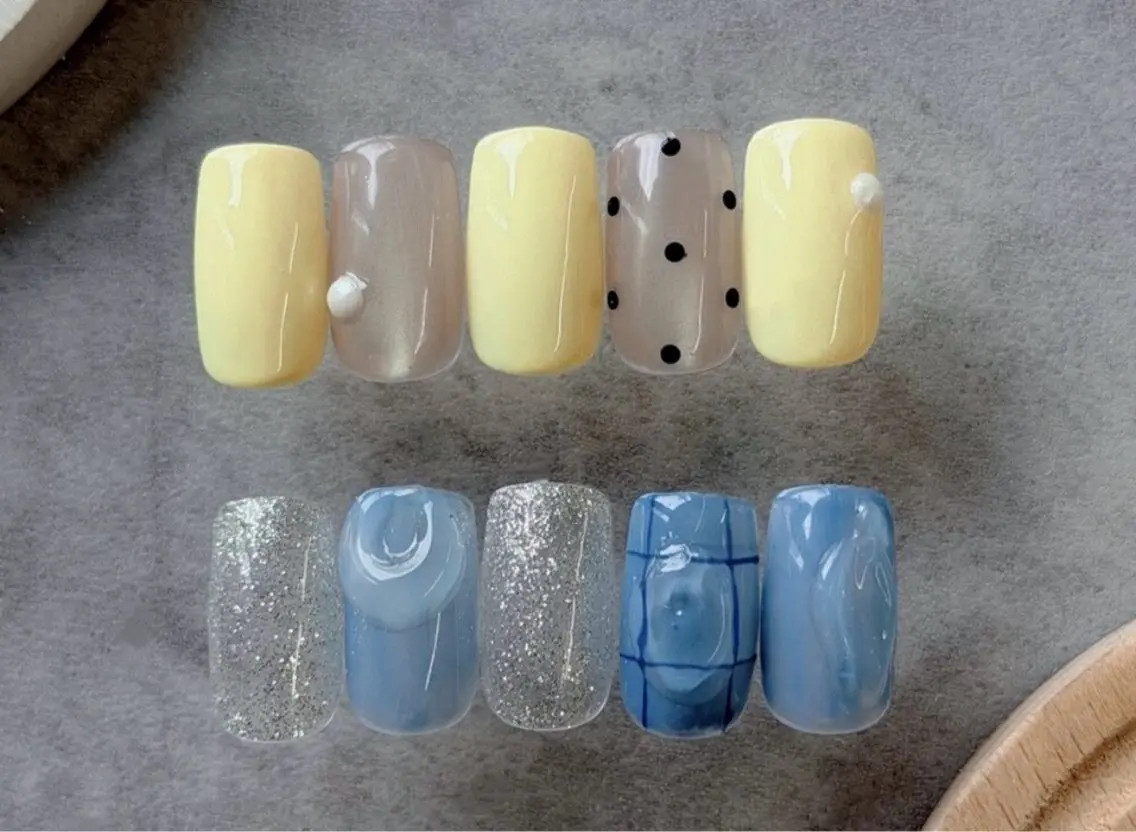 ネイル ハンドネイル Liora nail 🌙nanamiのネイルデザイン