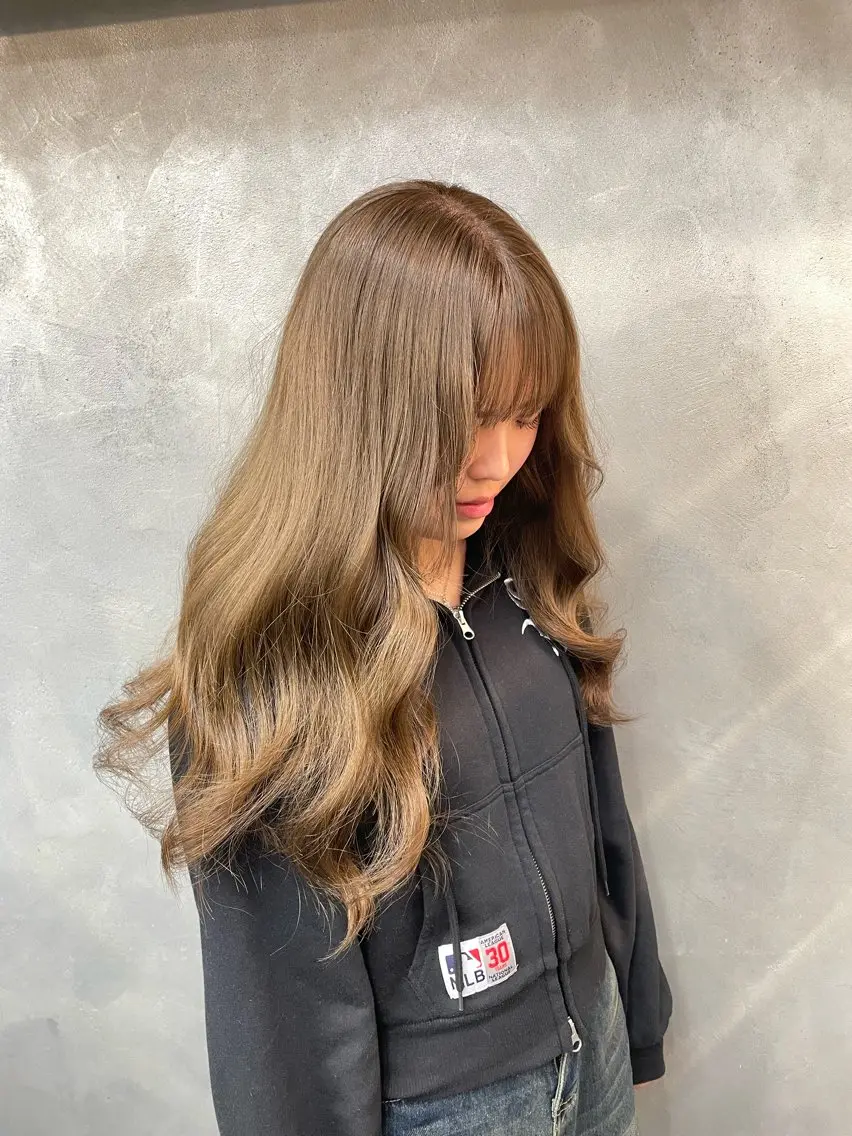 ロング カラー ベージュカラー ブリーチ ヘアカラー エクステ/コーンロウ KURUMI⛓️🔥のヘアスタイル