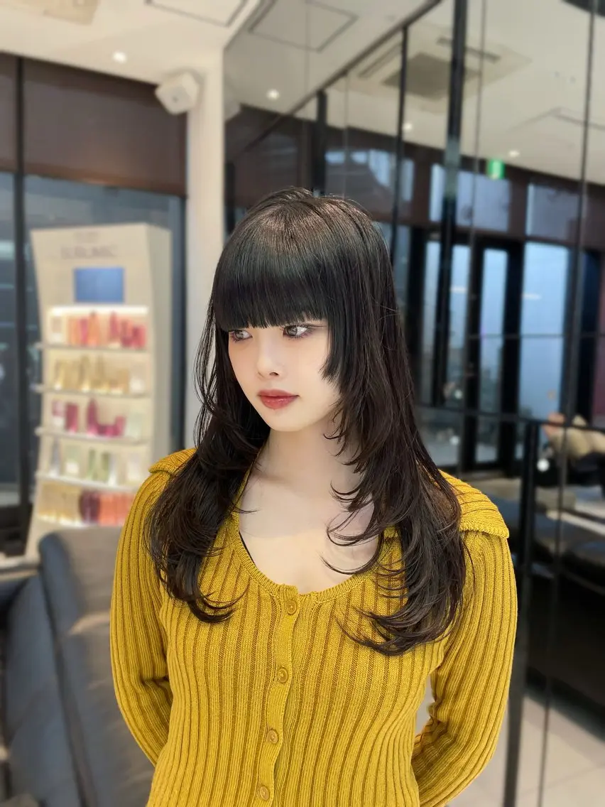 ロング レイヤーカット 【韓国❤️海外ヘア】 AYAKAのヘアスタイル