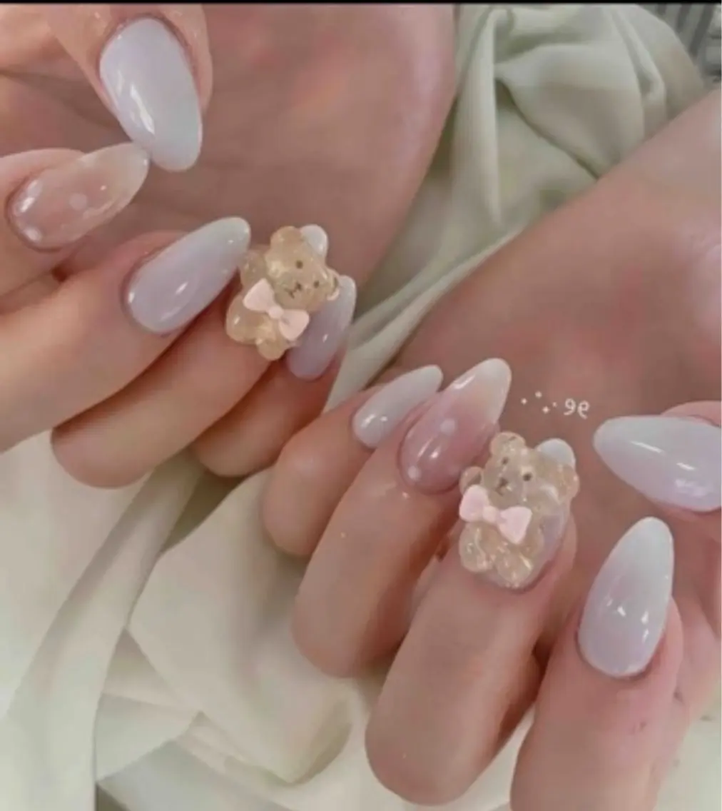 ネイル チークネイル 長さ出し フレンチネイル ガーリー 韓国ネイル ハンドネイル Sun Nail 池袋のエステ・リラクイメージ