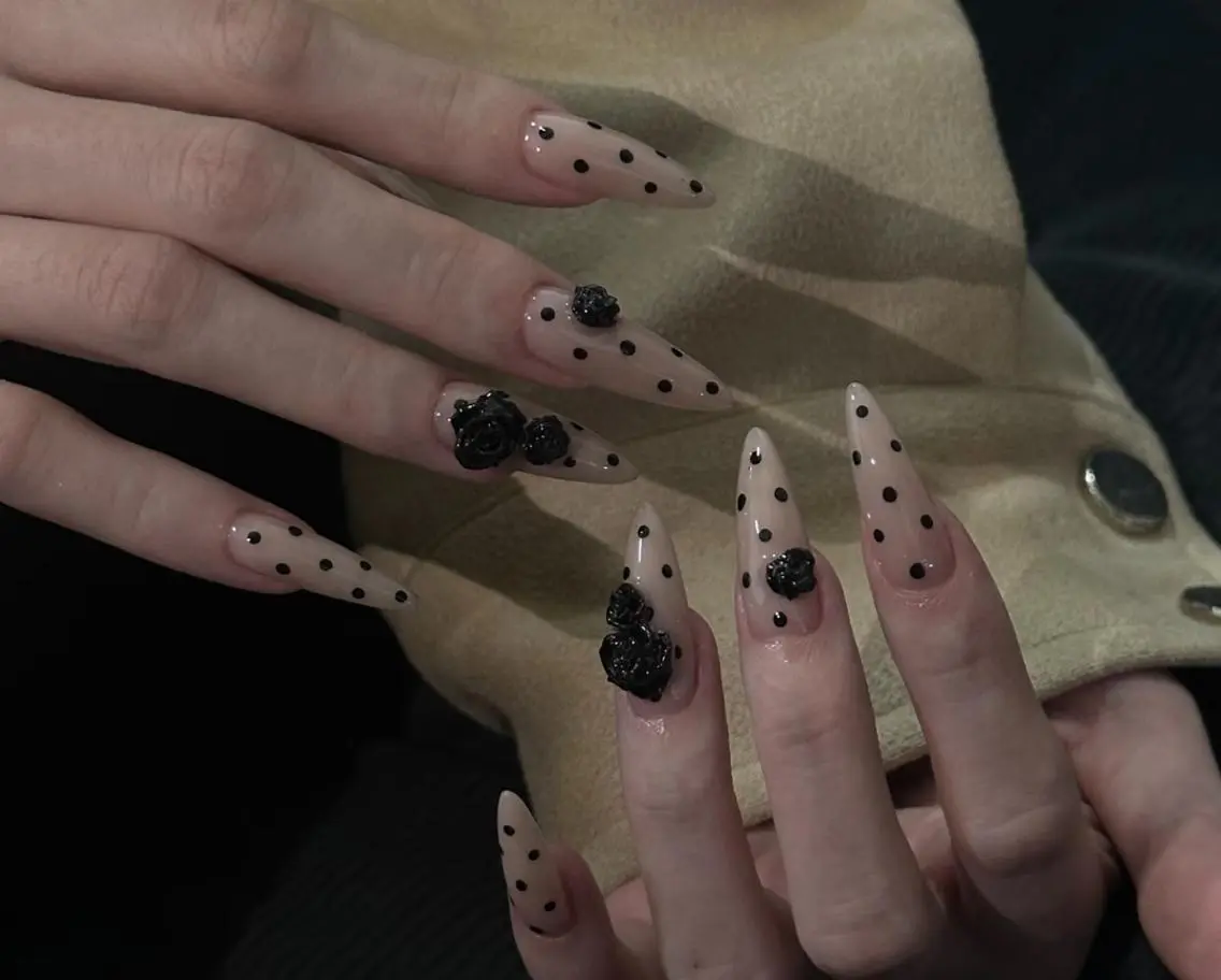 ネイル ハンドネイル エリ🫧 nail池袋東口のネイルデザイン