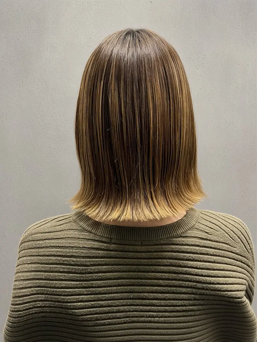 ミディアム カラー カット ヘアカラー トリートメント ヘッドスパ AO Iのヘアスタイル