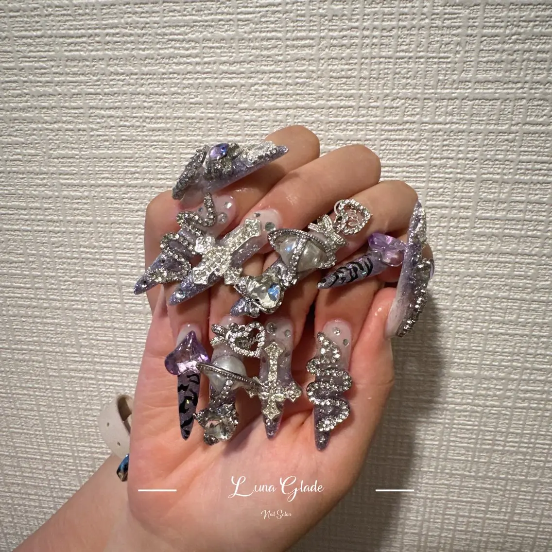 ネイル ハンドネイル Luna Gladeのネイルデザイン