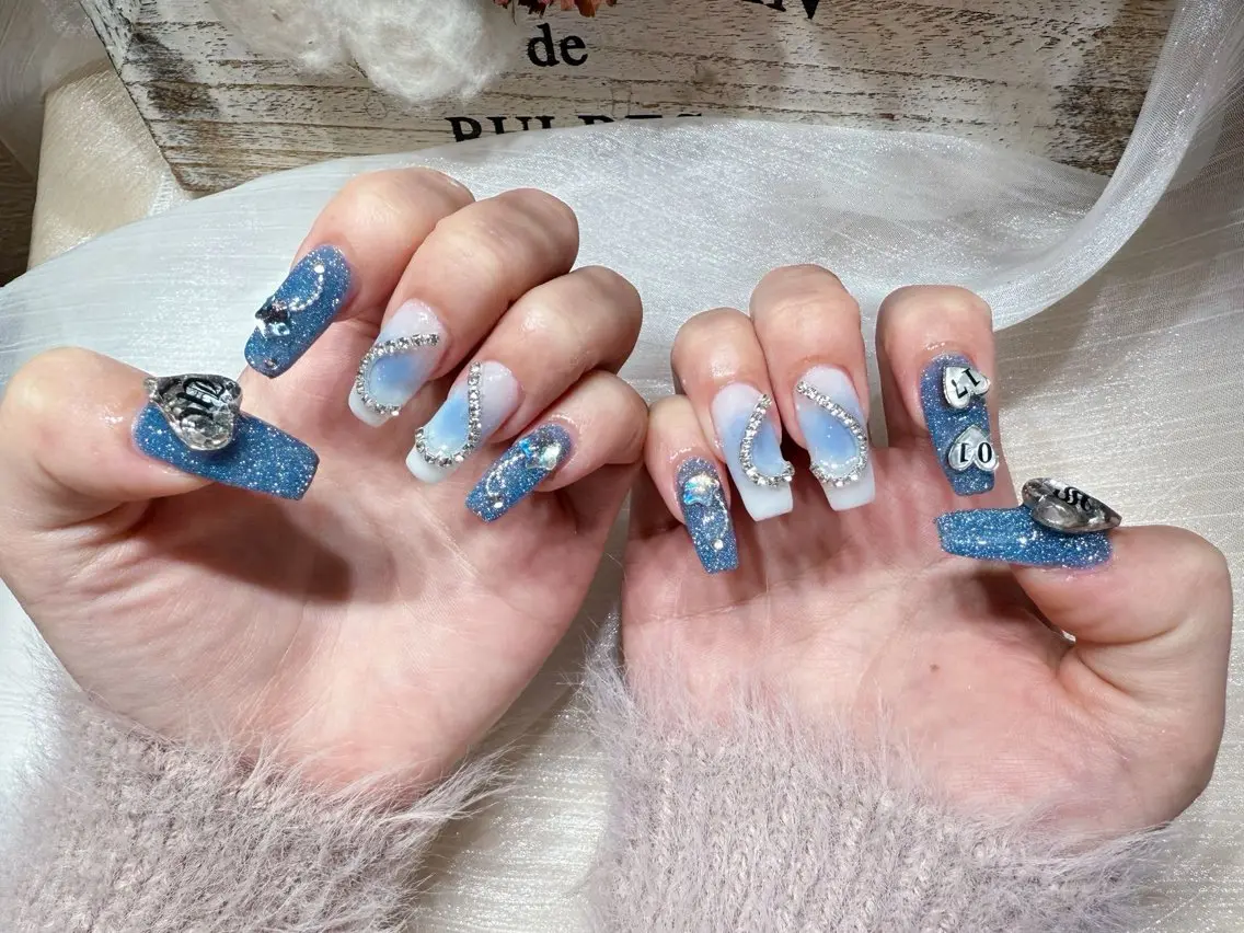 ネイル アートネイル フットネイル ジェルネイル ハート キラキラネイル babarla Nailのネイルデザイン
