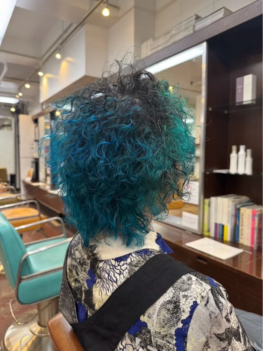 セミロング セミロングパーマ ウルフカット 菊池 大佑のヘアスタイル