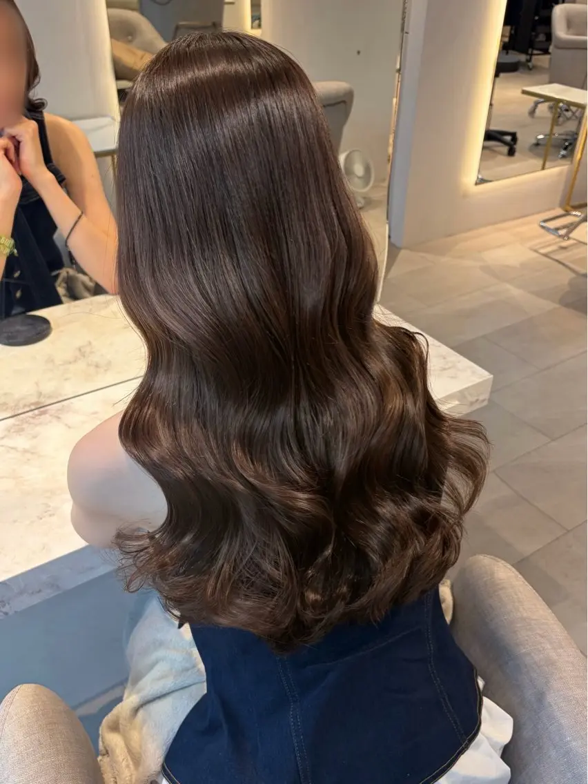 ロング アッシュ カット ヘアカラー トリートメント 顔周り/レイヤー/ 銀座/kaede🎀のヘアスタイル