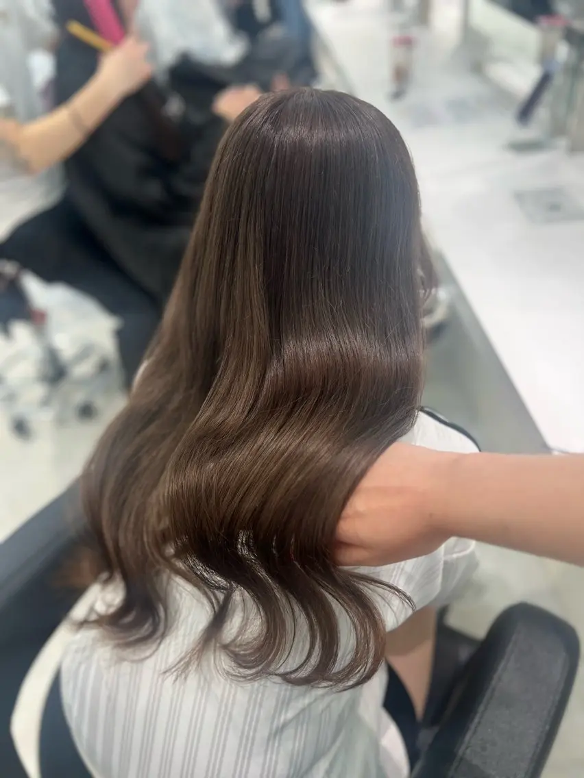 セミロング ブリーチなし暖色特化 ❤️kanata❤️のヘアスタイル
