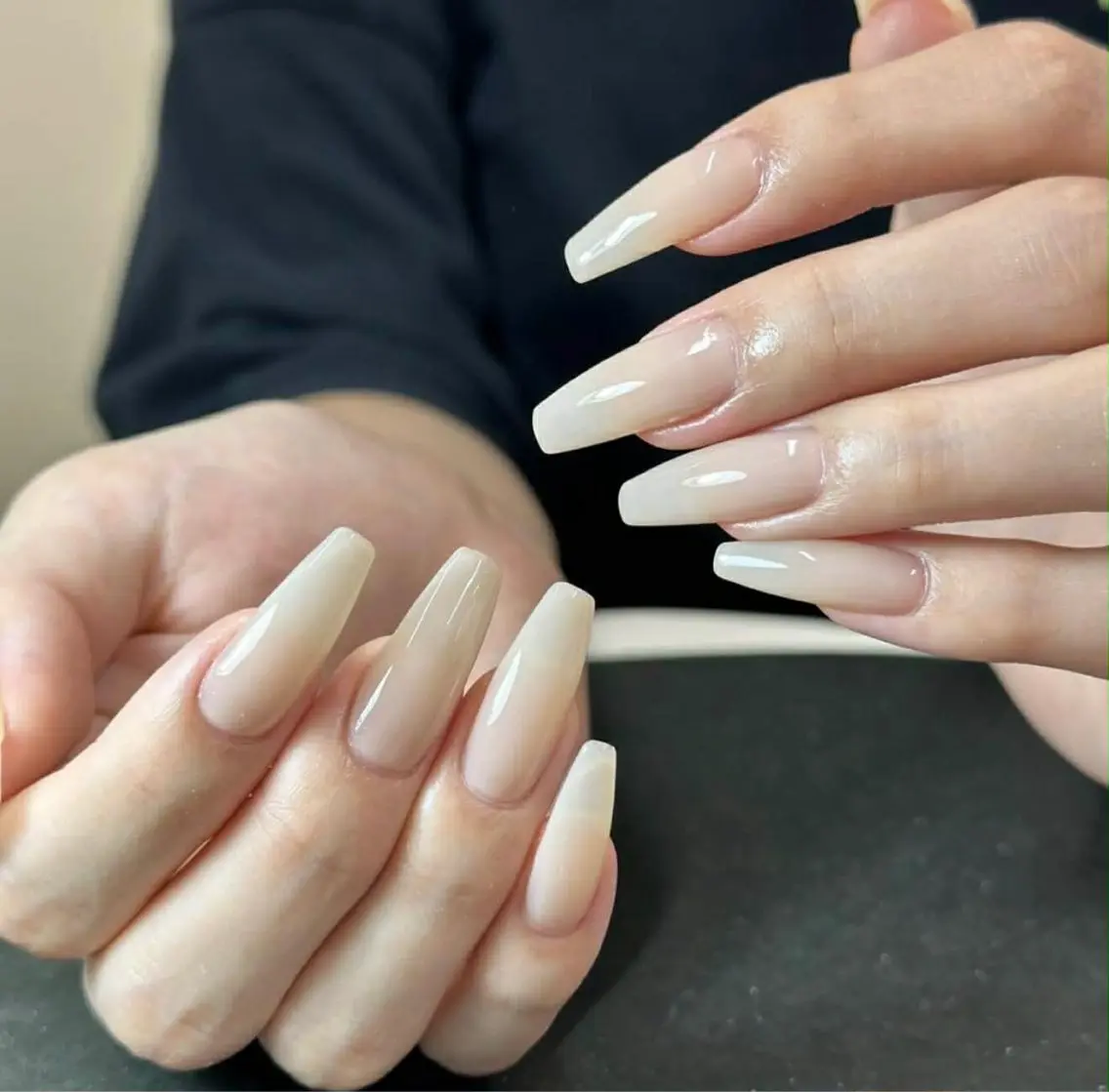 ネイル オーロラネイル ブルー チークネイル フットネイル フレンチネイル ハンドネイル GIN NAILのネイルデザイン