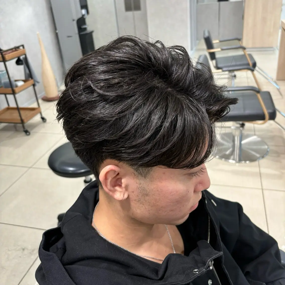 メンズ カット ヘアセット 💠メンズ縮毛矯正 /パーマ💠林慶太のヘアスタイル