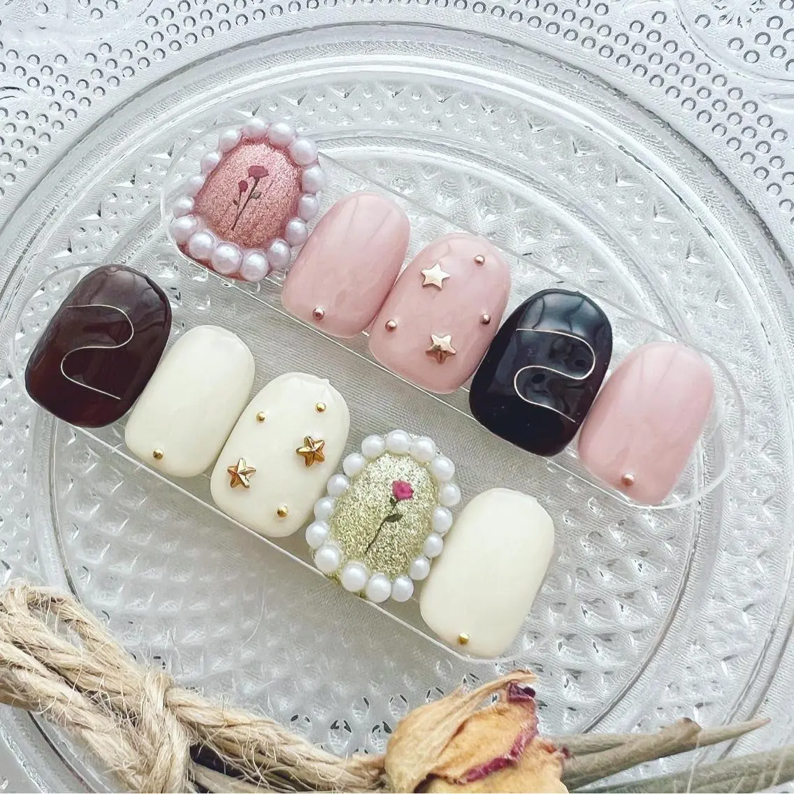 ネイル ピンク ホワイト ハンドネイル peaberry nailのネイルデザイン