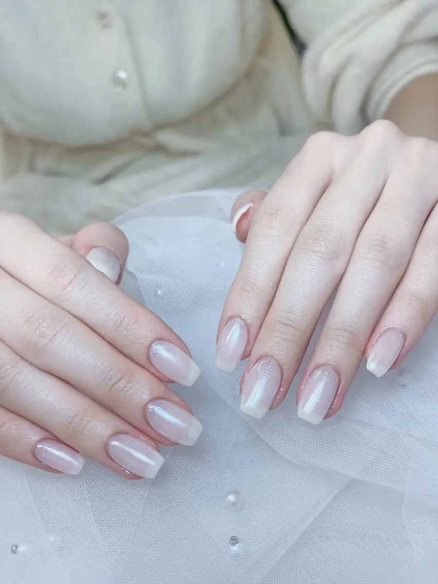 ネイル チークネイル フレンチネイル グラデーション キラキラネイル 韓国ネイル ハンドネイル DUO MI nail salonのネイルデザイン