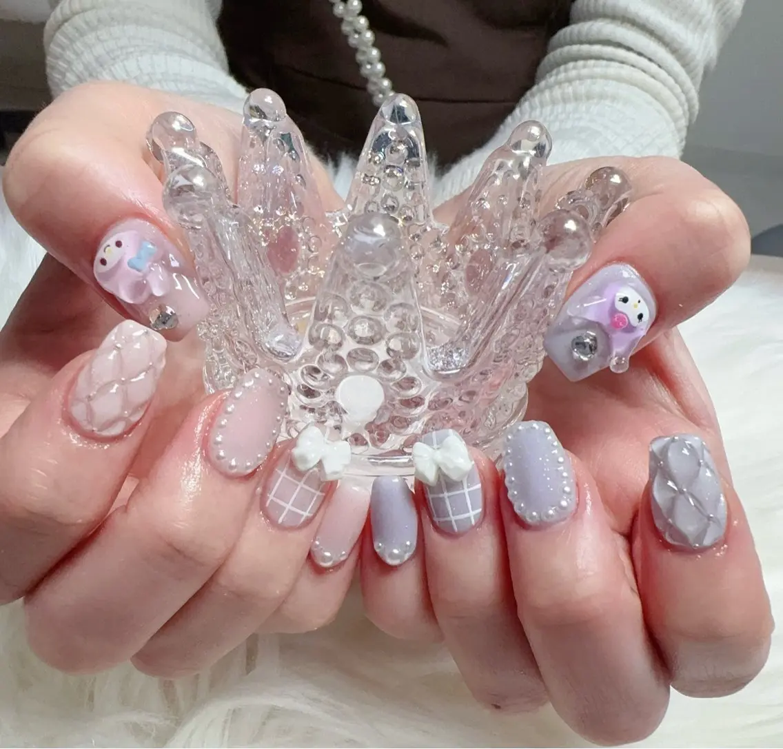 ネイル ハンドネイル ＆ME アンドミーのネイルデザイン