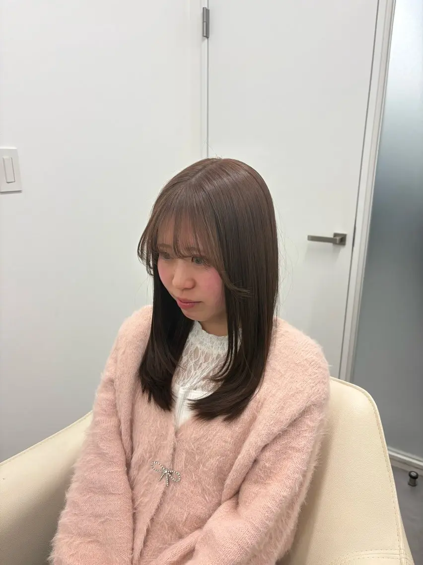 セミロング 透明感カラー×顔周り mizuki🫧のヘアスタイル