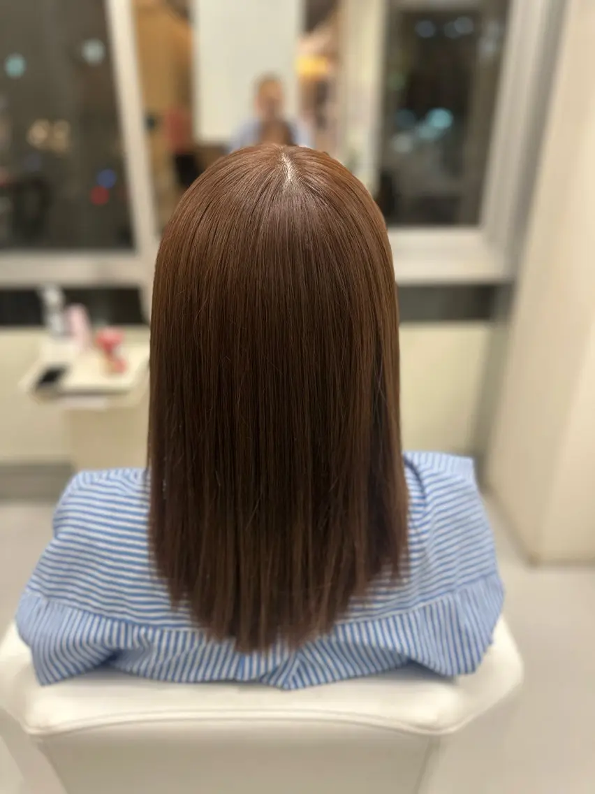ミディアム 岡田 妃由のヘアスタイル